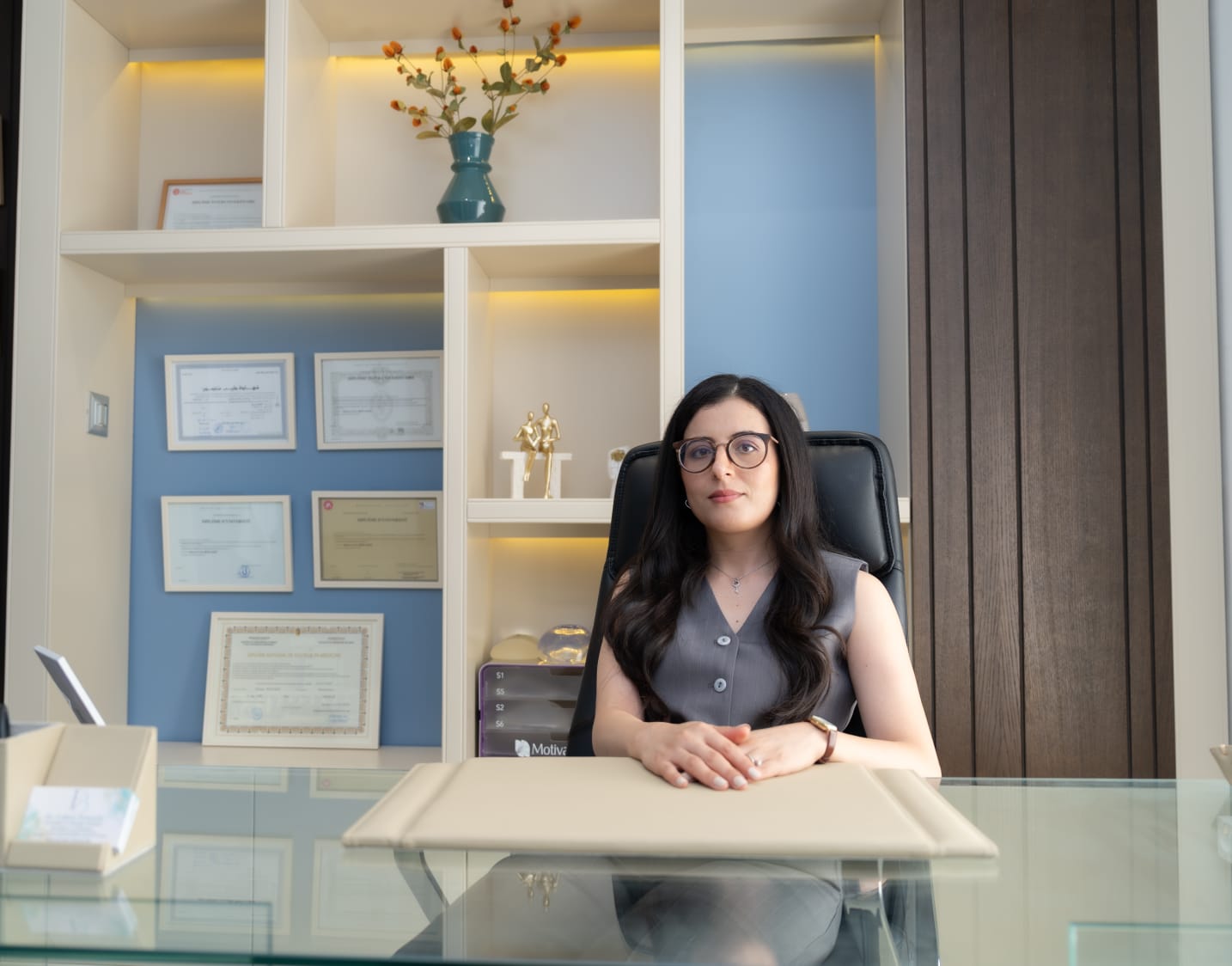 Dr Fatma Bouaziz au cabinet